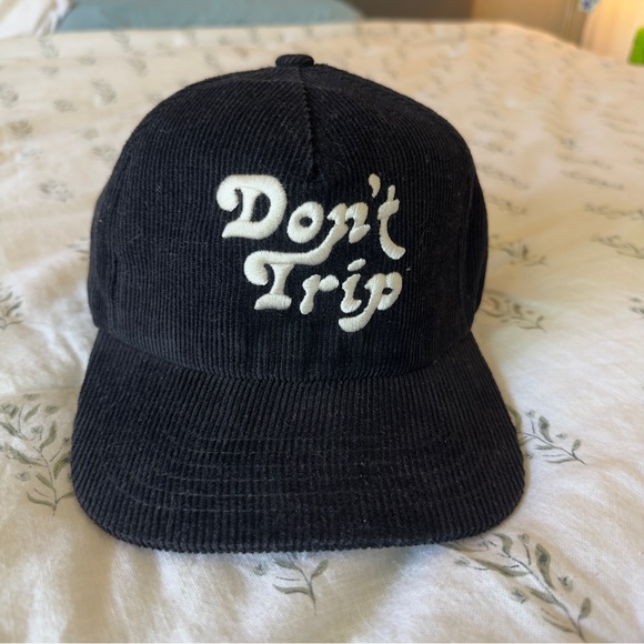 Free and Easy Don’t Trip Corduroy Black SnapBack Hat One Size - Picture 1 of 3